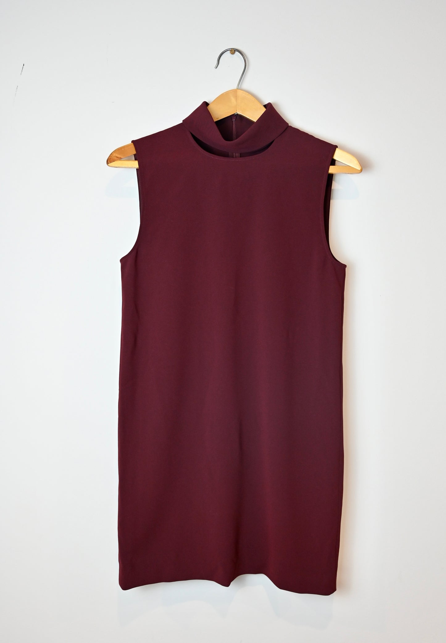 Theory burgundy shift dress