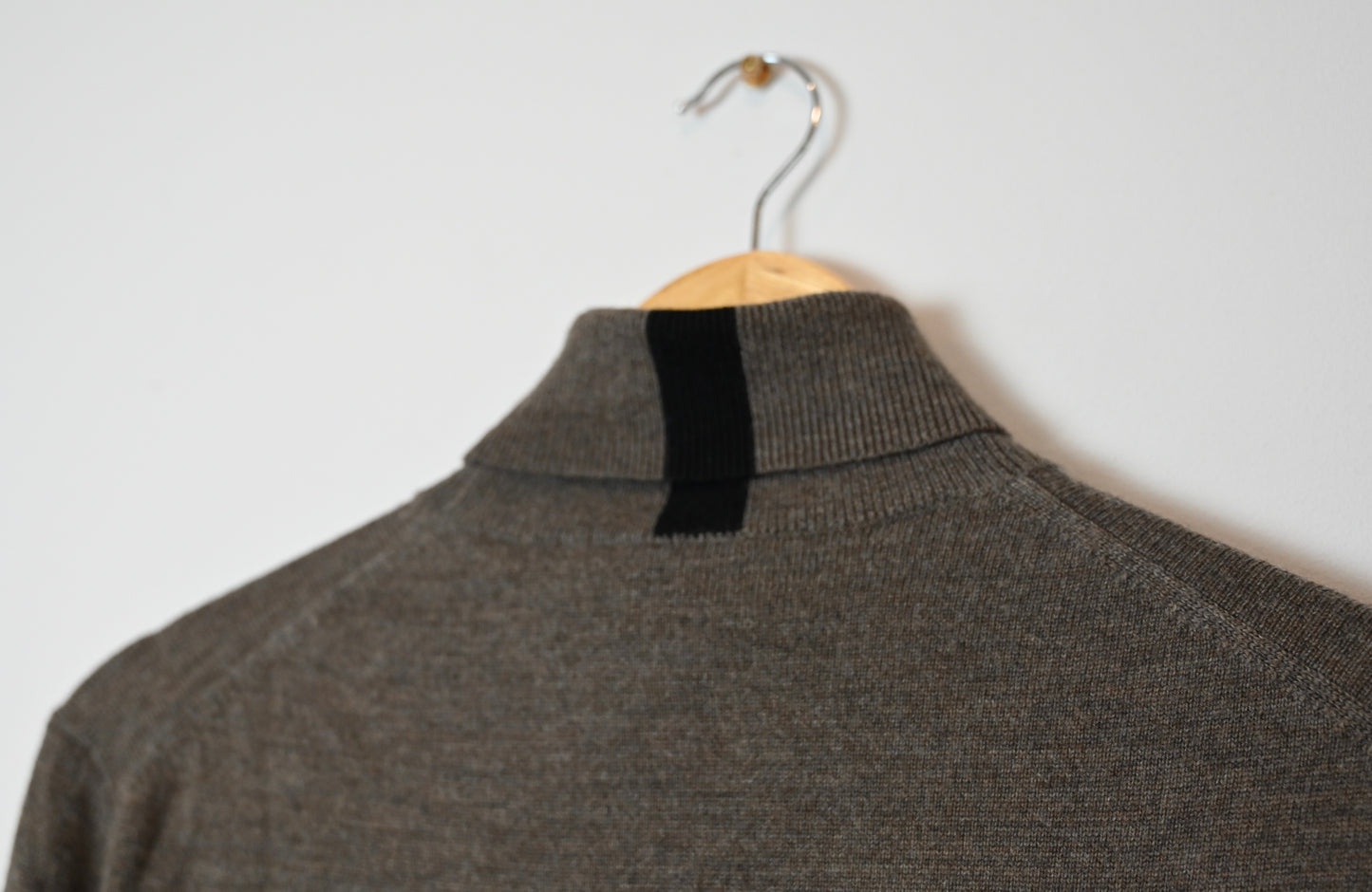 Club Monaco brown sweater
