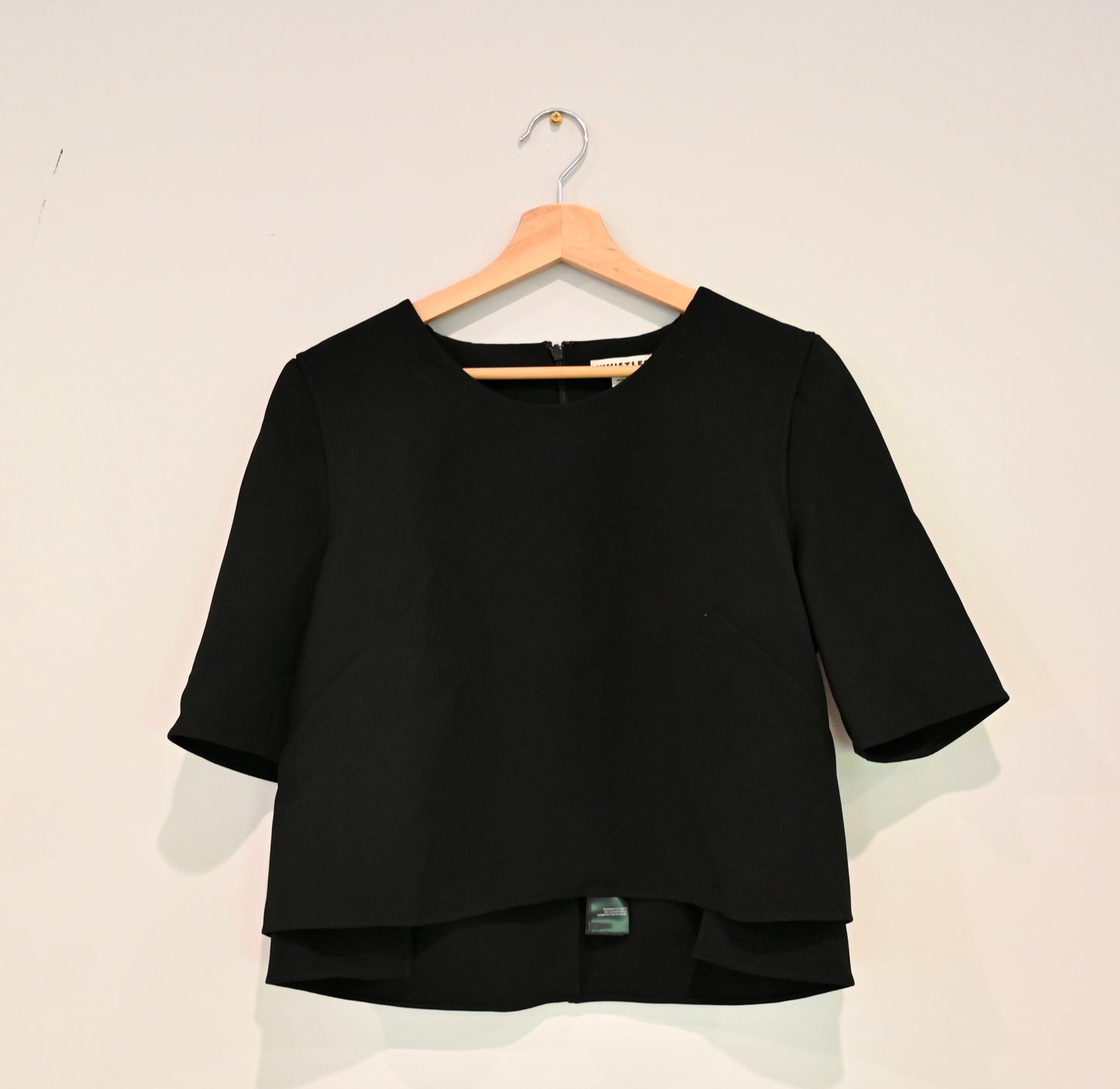 Whistles black top